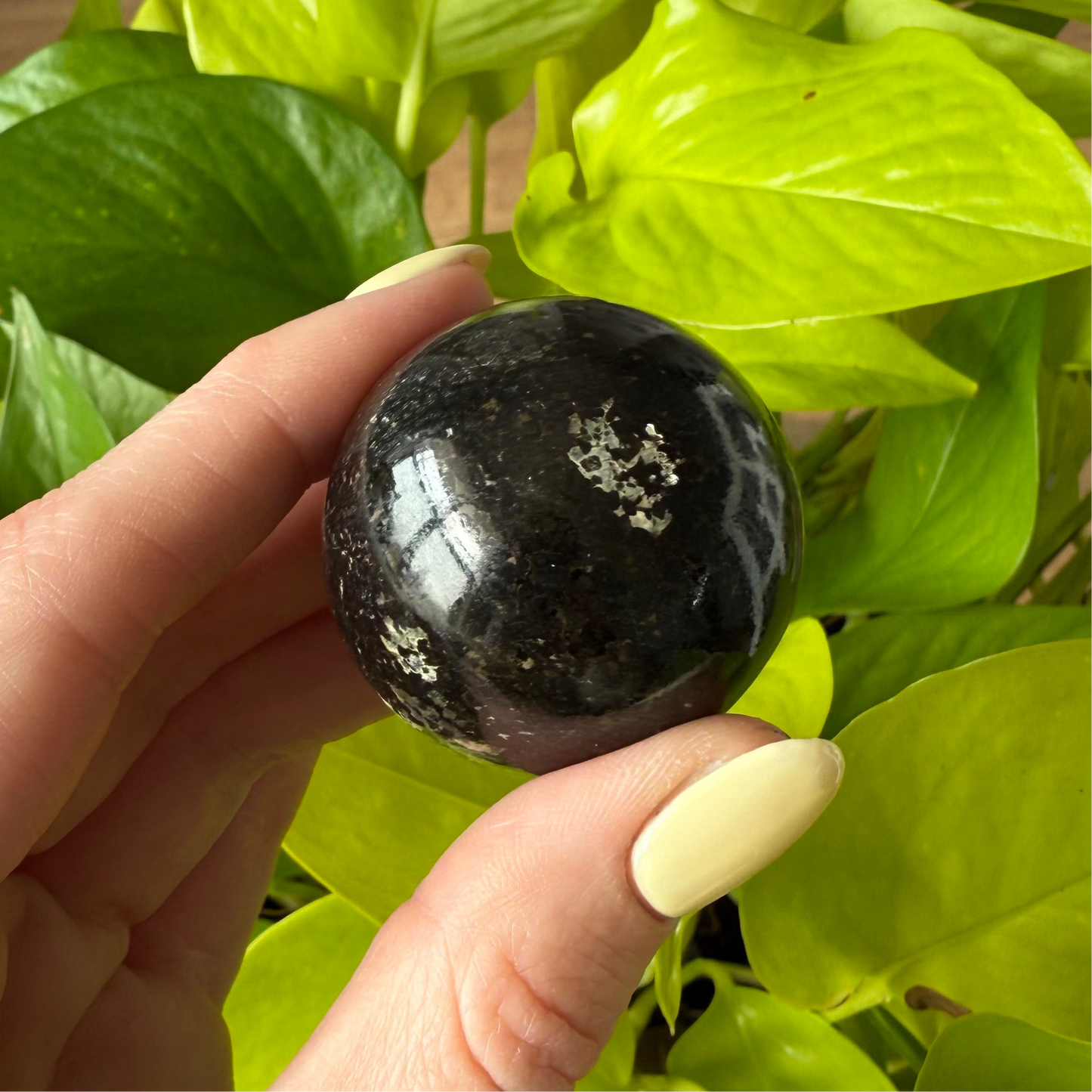 Larvakite Sphere
