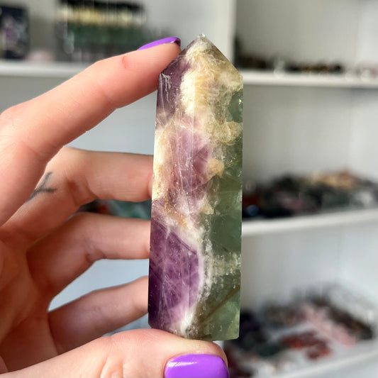 Naturally mixed fluorite crystal tower