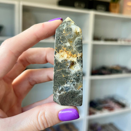 Pyrite mixed flower agate natural crystal tower