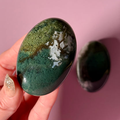 Moss Agate Palm Stone