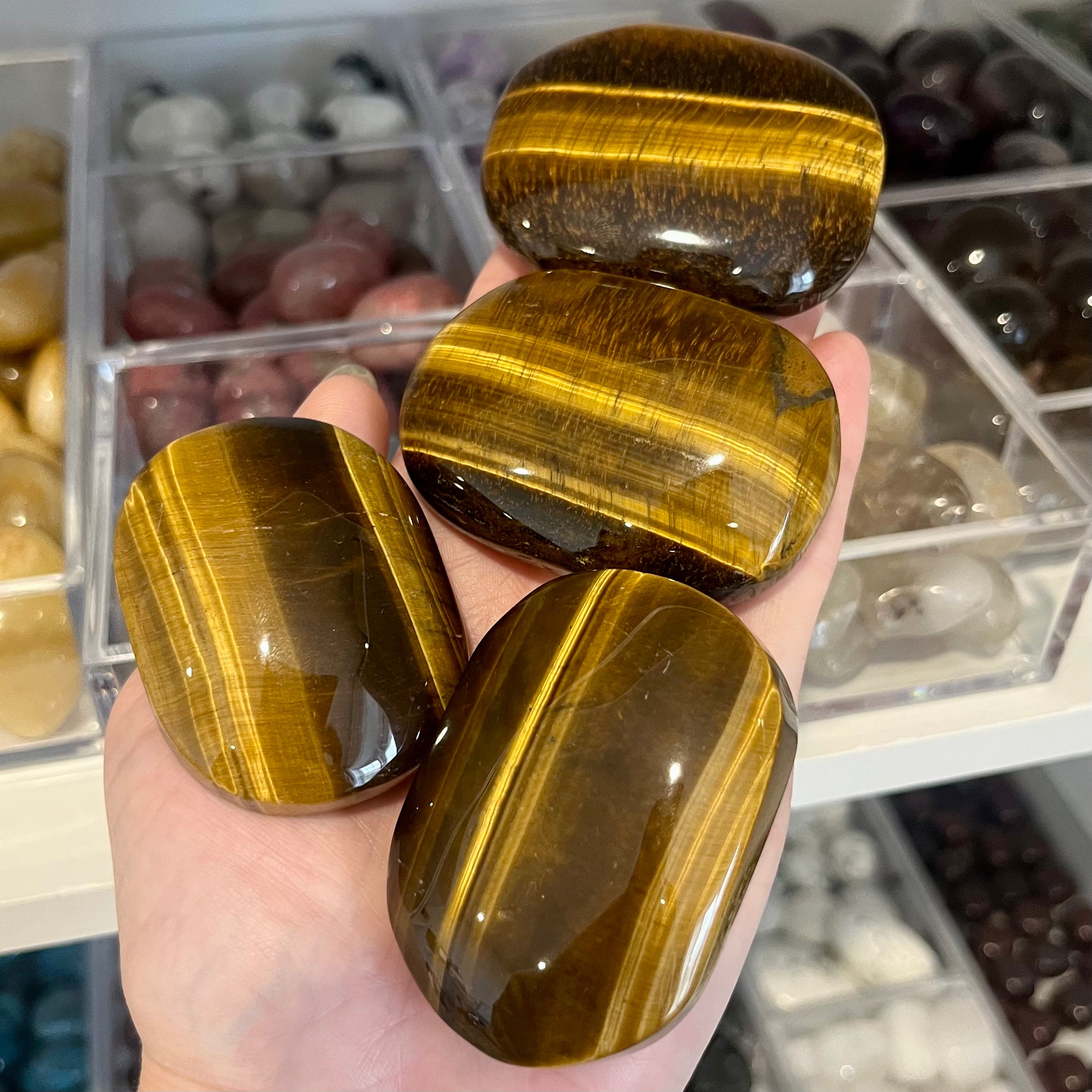 Natural Tiger Eye Palm Stone Crystal