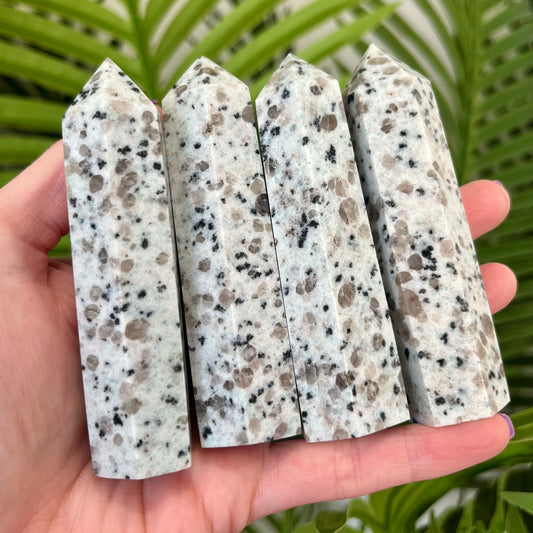 Kiwi Jasper Natural Crystal Tower
