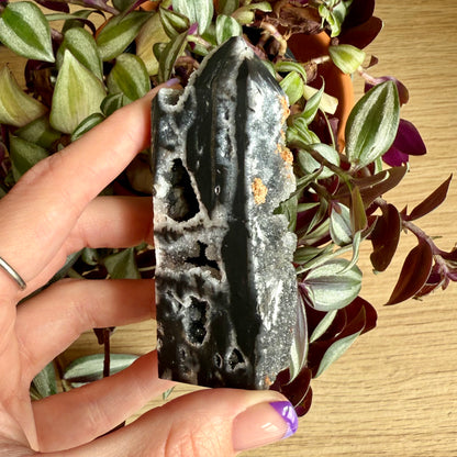 Natural Black Chalcedony Sphalerite Tower